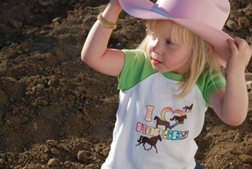Girl wearing a cowboy hat